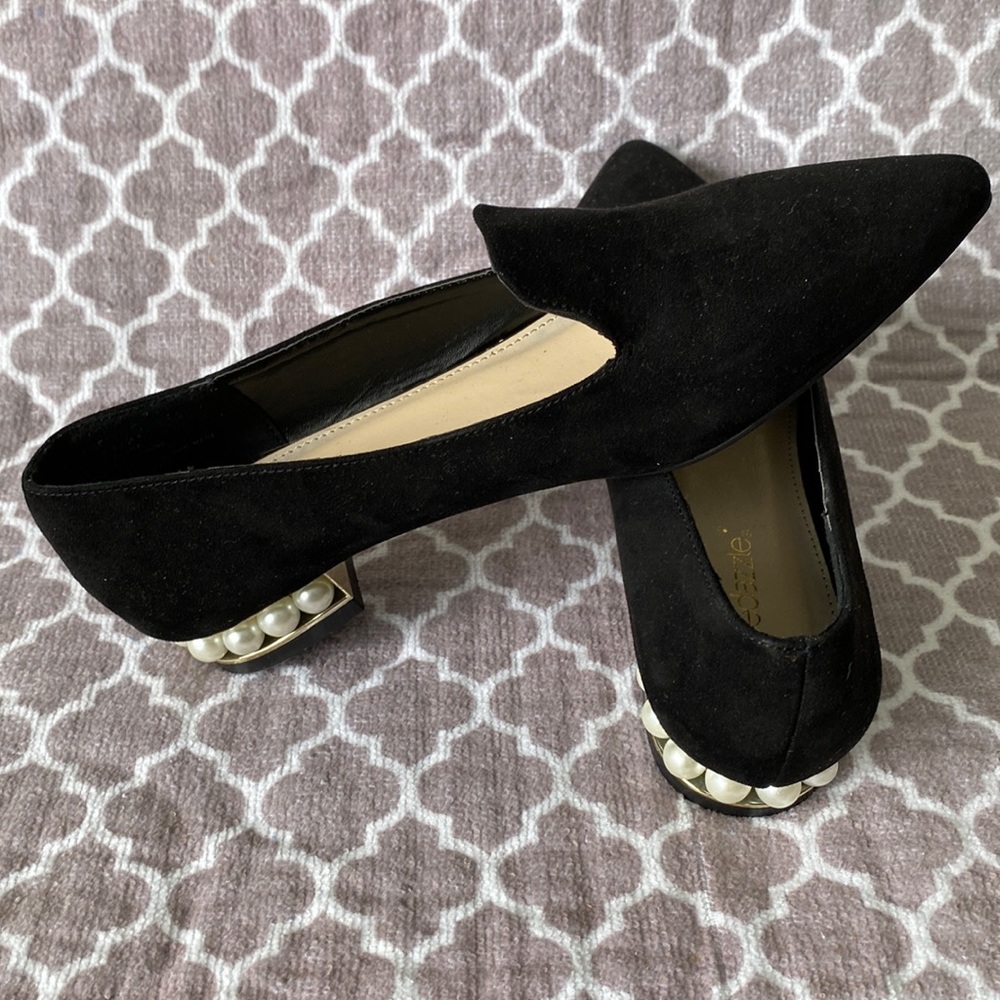 Shoe dazzle girl 👧🏻 sizes 6